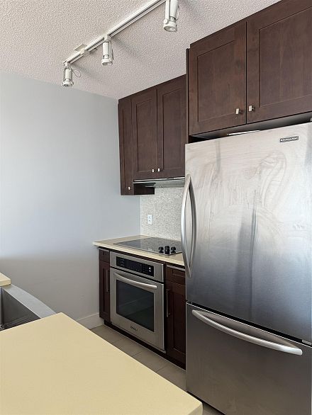 1907 888 HOMER STREET, Vancouver BC V6B 0H7