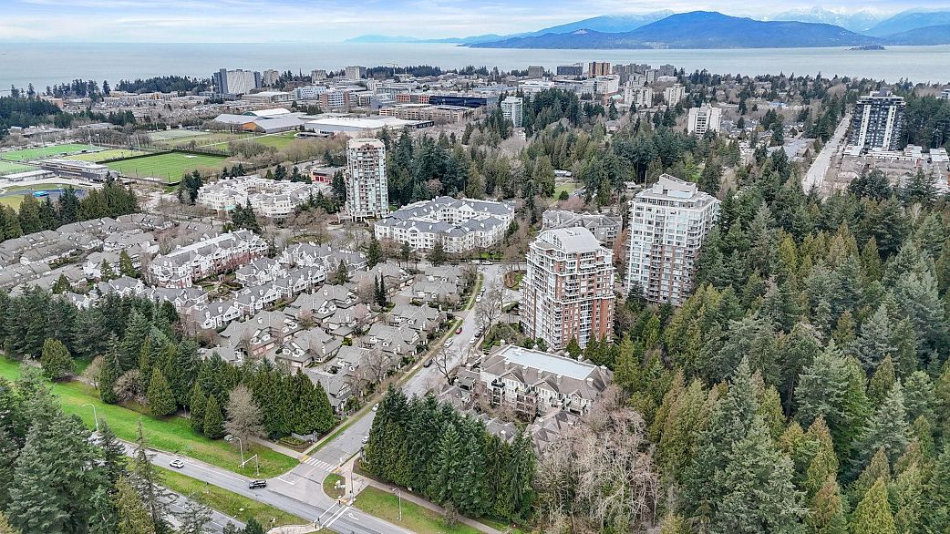 405 5605 Hampton Place