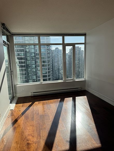 1907 888 HOMER STREET, Vancouver BC V6B 0H7