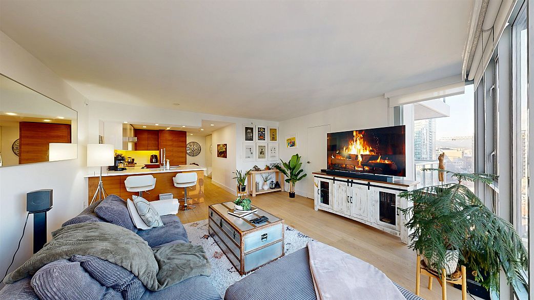 1901 930 Cambie Street