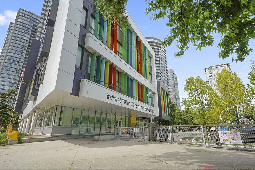 2309 688 Abbott Street