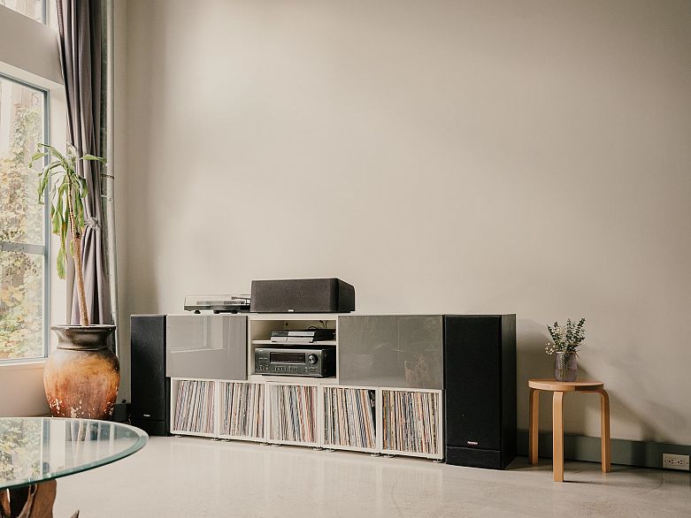 217 336 E 1st Avenue