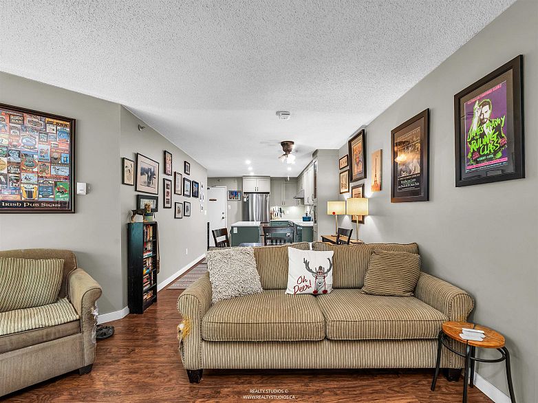 319 1500 Pendrell Street