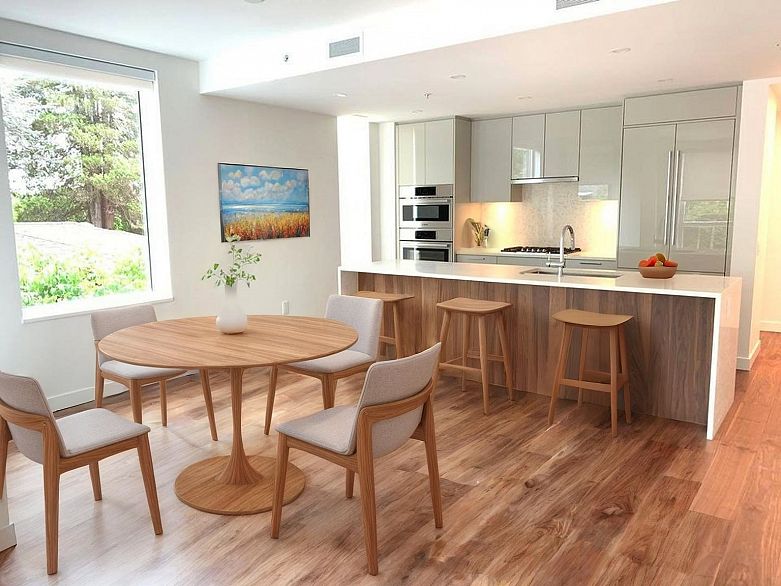 204 5058 Cambie Street