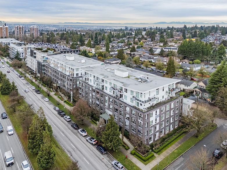 501 6633 Cambie Street