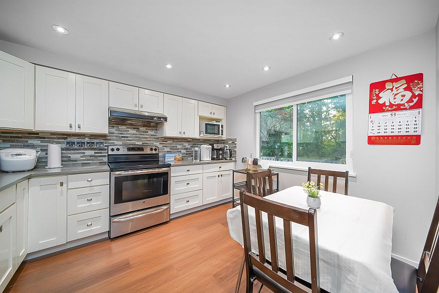 72 3180 E 58th Avenue