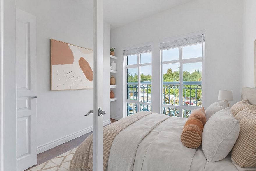 408 5723 Collingwood Street