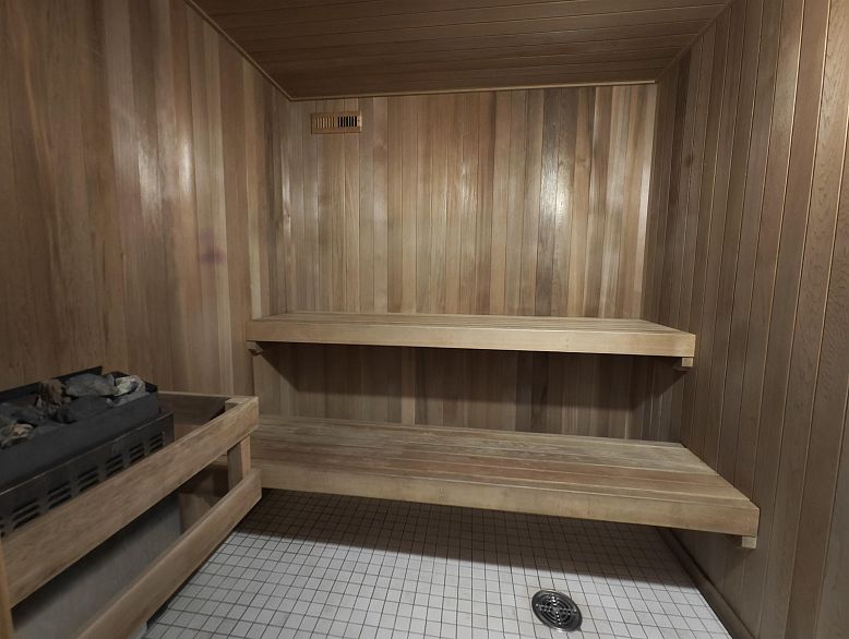 72 3180 E 58th Avenue