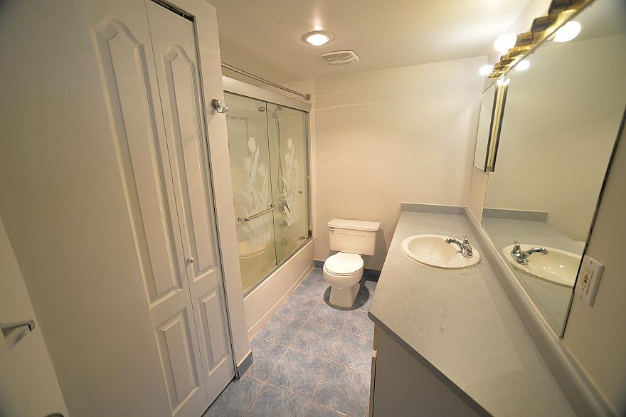 106 3455 Ascot Place