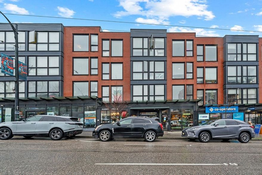 306 2636 E Hastings Street