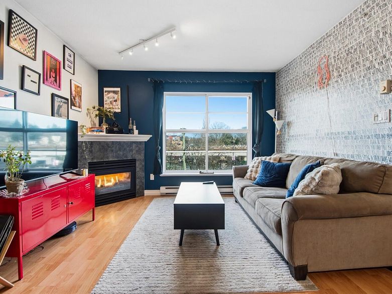 404 1688 E 8th Avenue