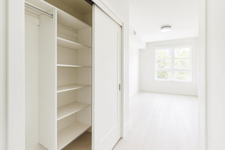 306 6168 East Boulevard