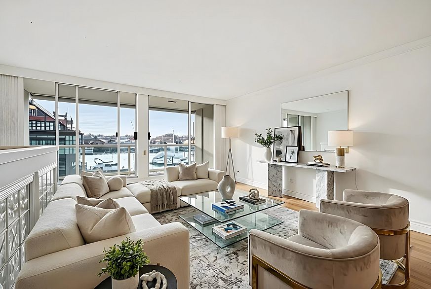 205 1600 Howe Street