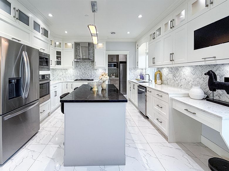 5626 Elizabeth Street