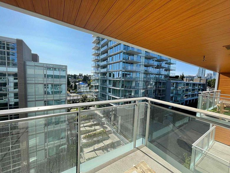 911 455 SW Marine Drive