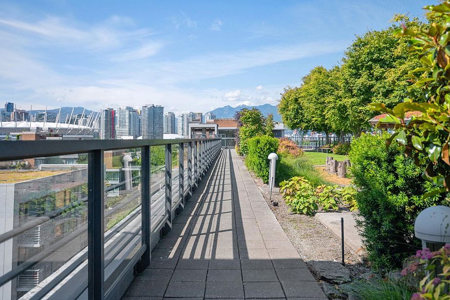 604 123 W 1st Avenue