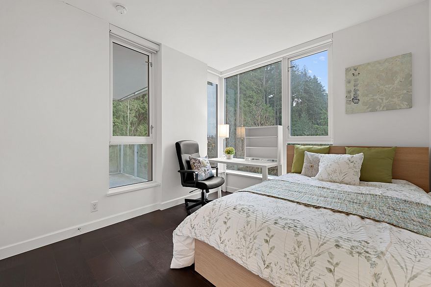 307 3355 Binning Road