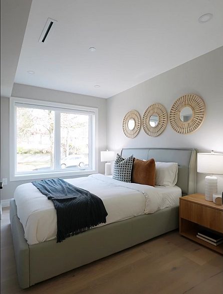 1 6061 Sherbrooke Street