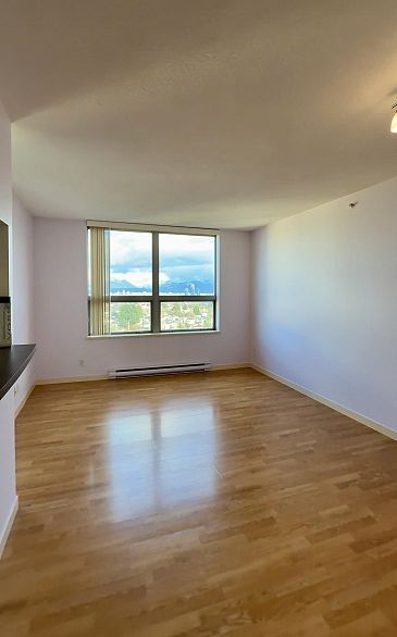 2409 3663 Crowley Drive