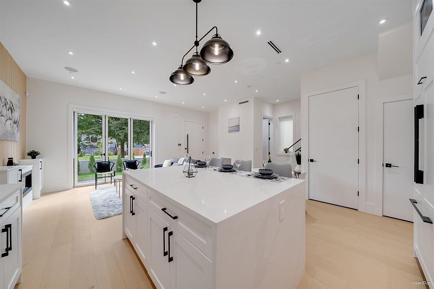 1 4463 Walden Street