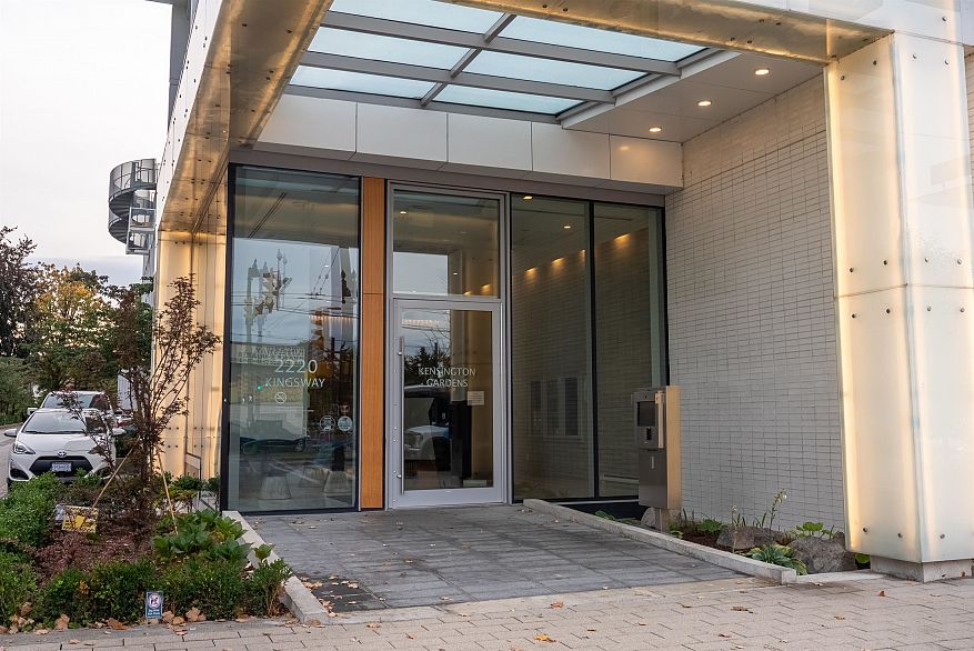 1107 2220 Kingsway