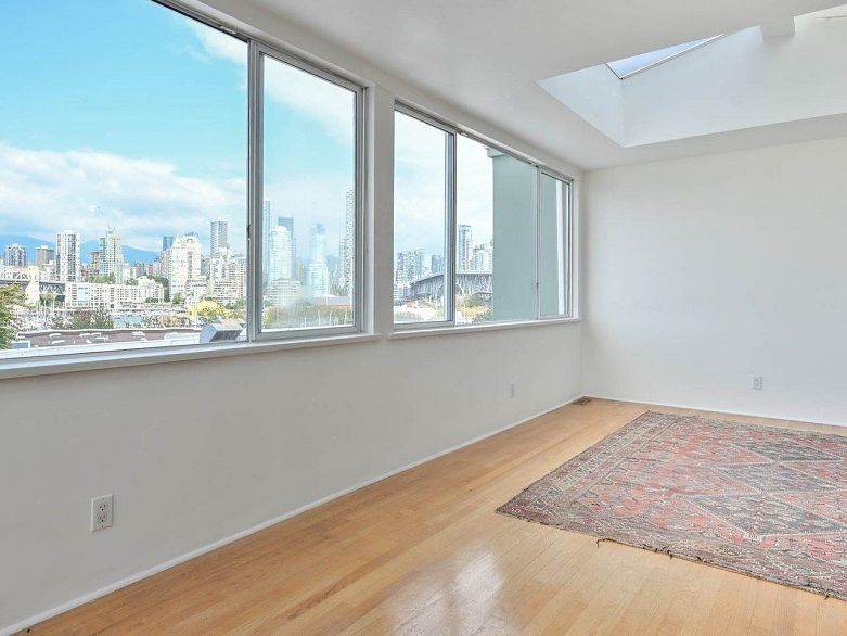 604 1508 Mariner Walk