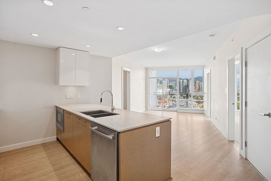 1706 1618 Quebec Street