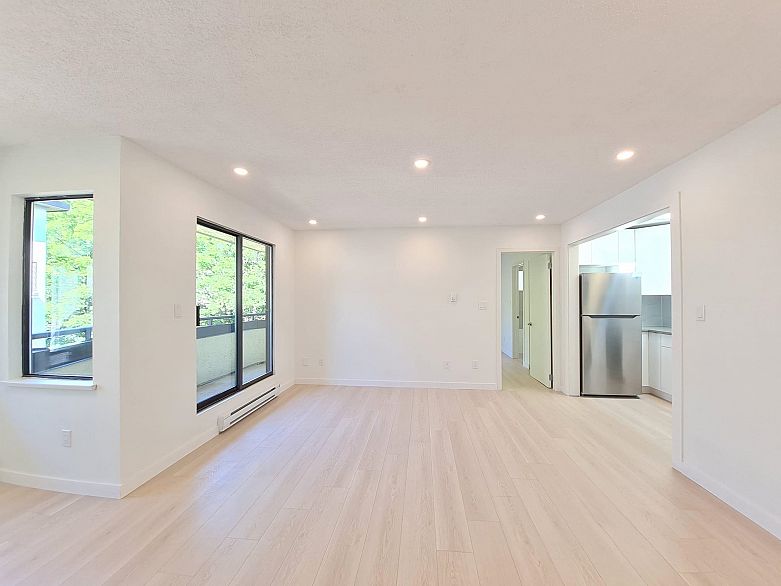 301 8645 Osler Street