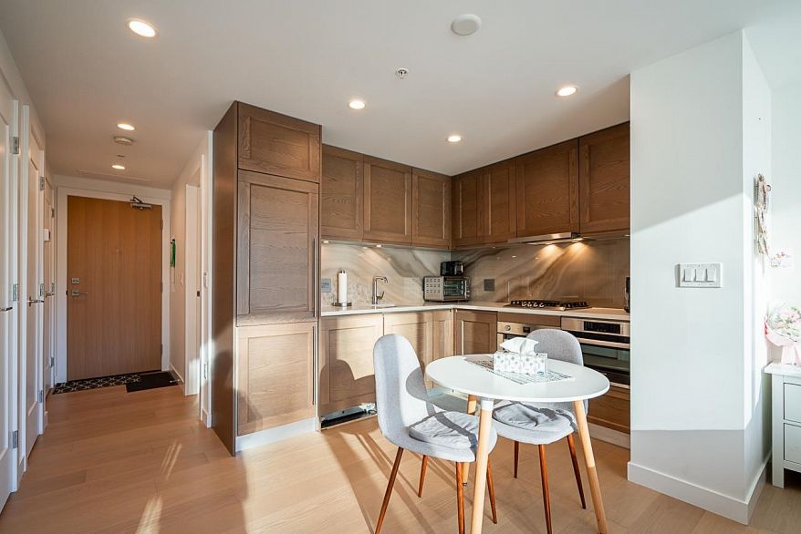 1003 5629 Birney Avenue