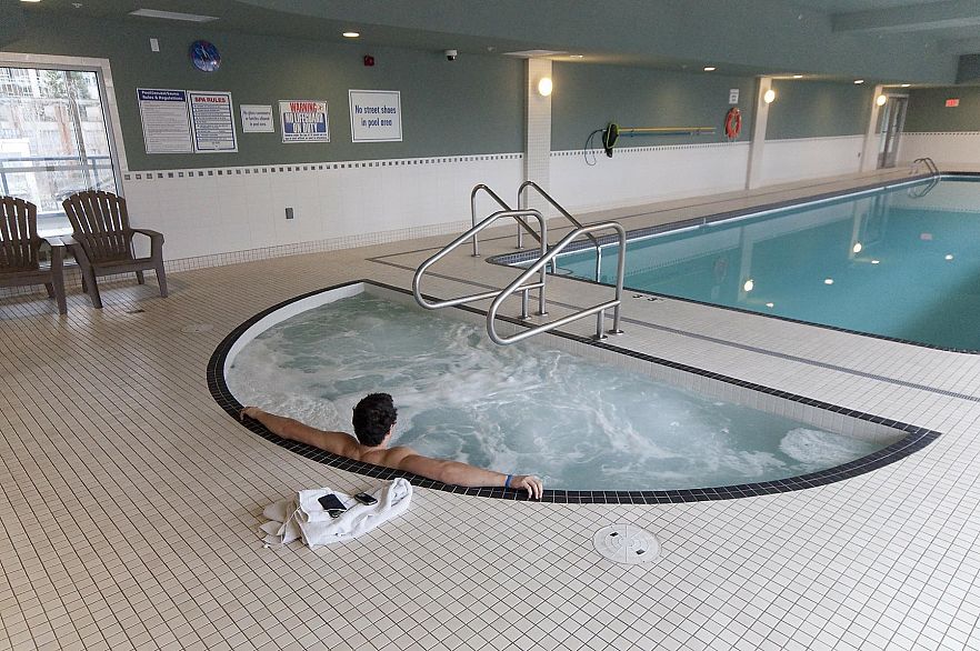 2106 939 Expo Boulevard