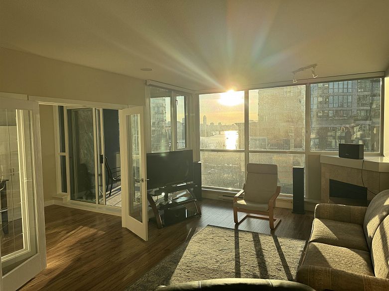 706 189 National Avenue