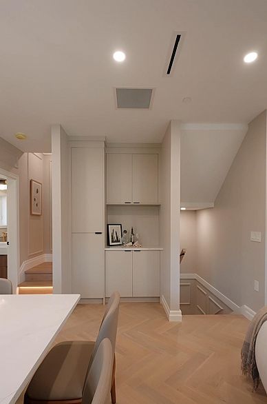 1 6061 Sherbrooke Street