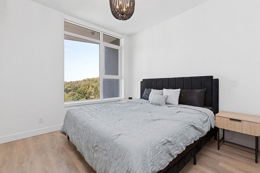 2107 8538 River District Crossing