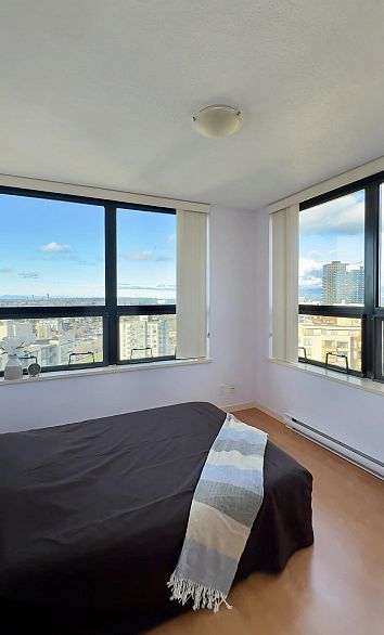 2409 3663 Crowley Drive