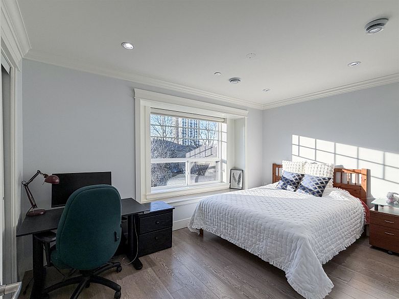 5626 Elizabeth Street