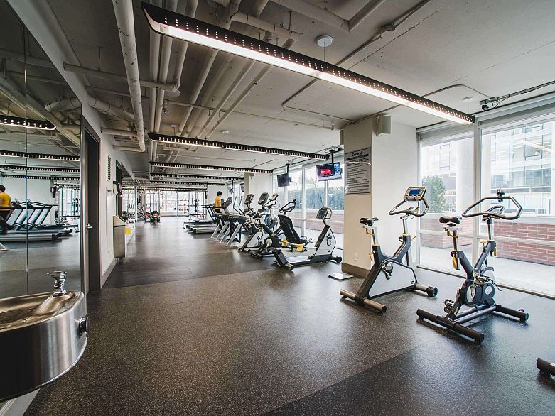 1706 1618 Quebec Street