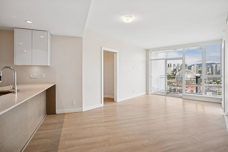 1706 1618 Quebec Street