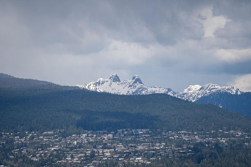 2105 108 W Cordova Street