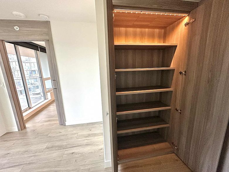 911 455 SW Marine Drive