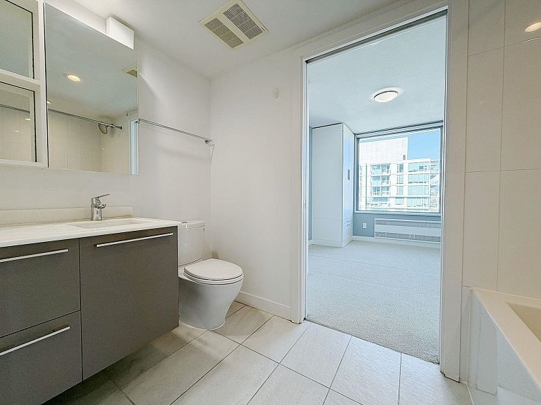 2504 8131 Nunavut Lane