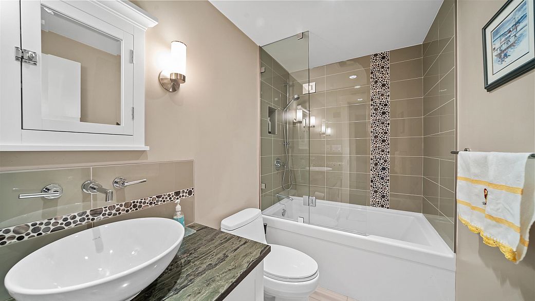 404 4900 Cartier Street