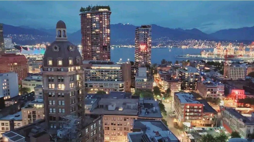 2503 183 Keefer Place