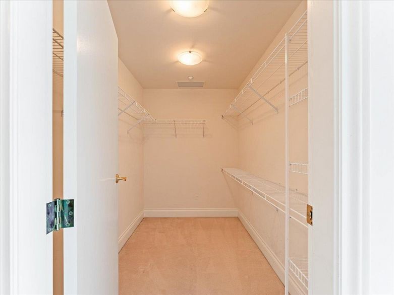 205 1717 Bayshore Drive