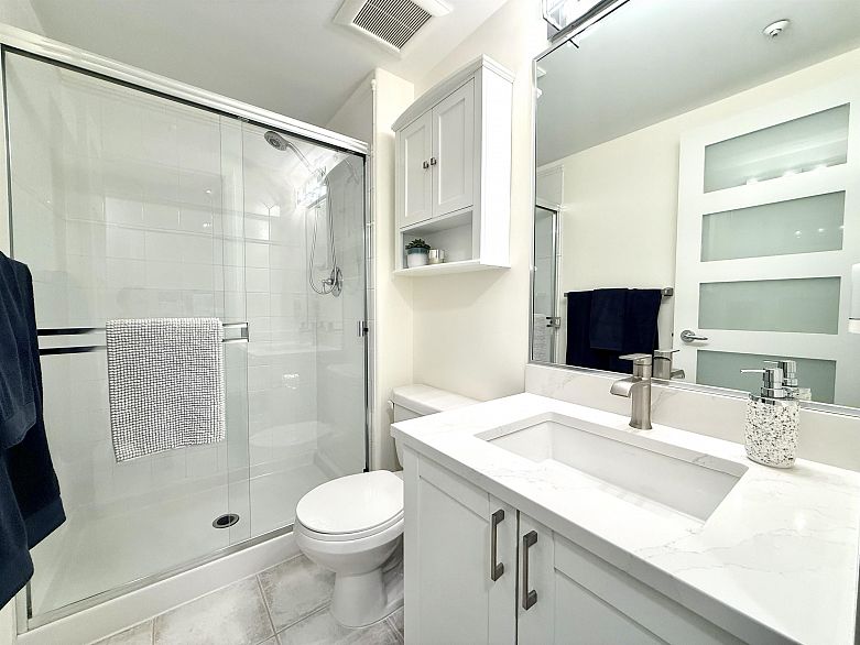 104 2688 Vine Street