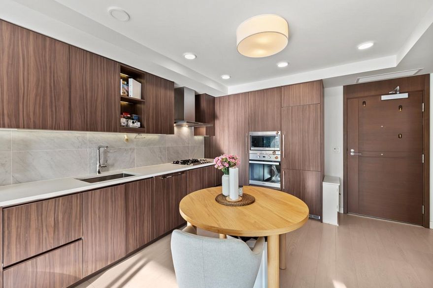 2003 455 SW Marine Drive