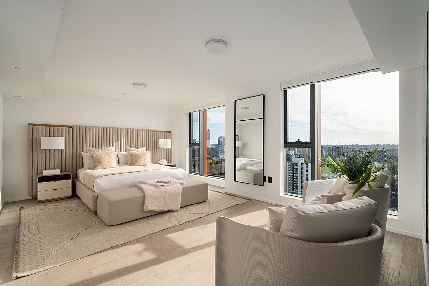 2901 1408 Robson Street