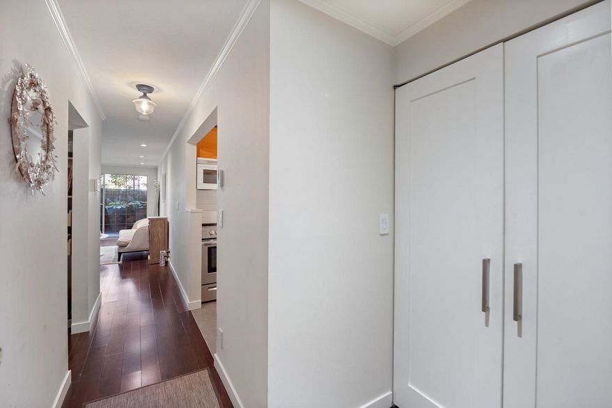 104 925 W 15th Avenue