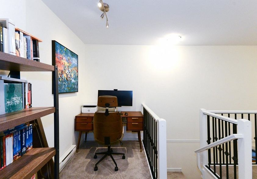 104 2688 Vine Street