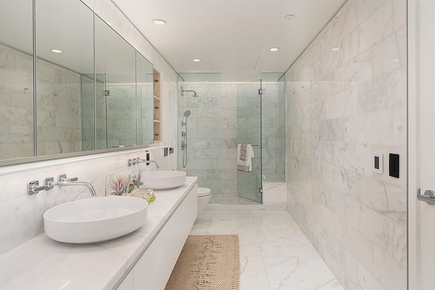 2901 1408 Robson Street