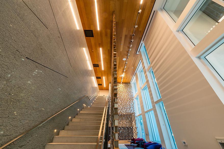 4306 1289 Hornby Street